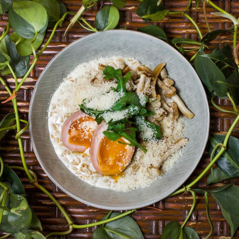 Oatmeal with mushrooms and egg